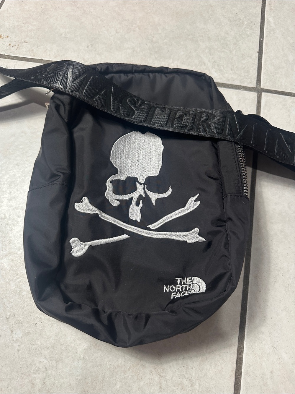 The North Face Black Skull-Embroidered Belt Bag